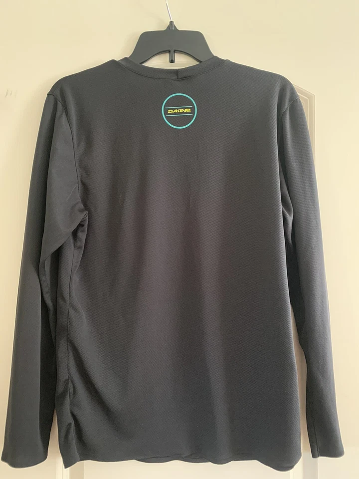 Dakine Inlet holgado manga larga mediana negra Foto 4 de 4
