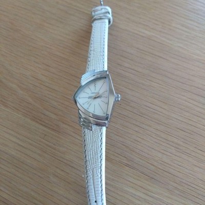 Hamilton Ventura Quartz H24211852 White