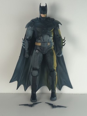 DC Multiverse Injustice 2 Batman Exclusive McFarlane Action Figure W/ Batarangs