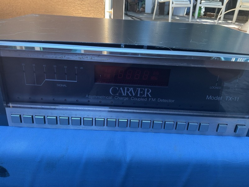 Carver TX 11 FM Tuner