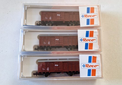 Roco 3 gedeckte Güterwagen Spur N, 25437, Niederlande NEU | Zustand: Neu