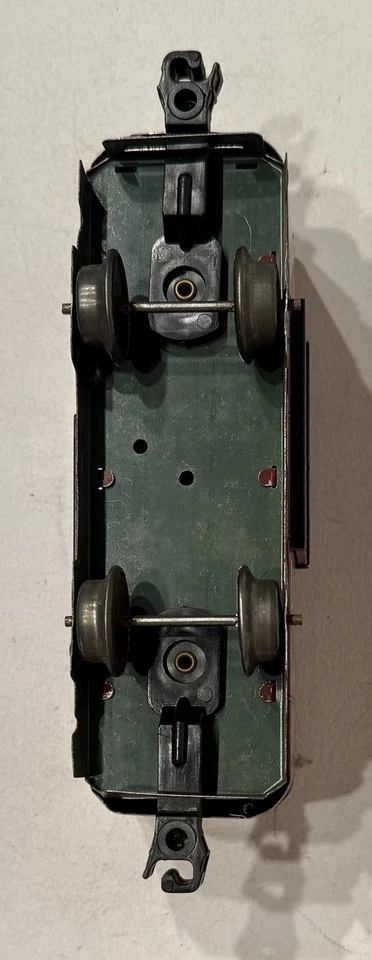 Marx 59 U.P. Stock Car - 6 inch / 4 Wheel / Plastic Knuckle Couplers - Image 4 of 4