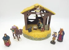Vintage Mr Christmas Manger Nativity Scene w Figures