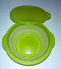 TUPPERWARE 3 Cup/ 700ml FLAT-OUT Microwave Bowl #5452A & Seal #5454A APPLE GREEN