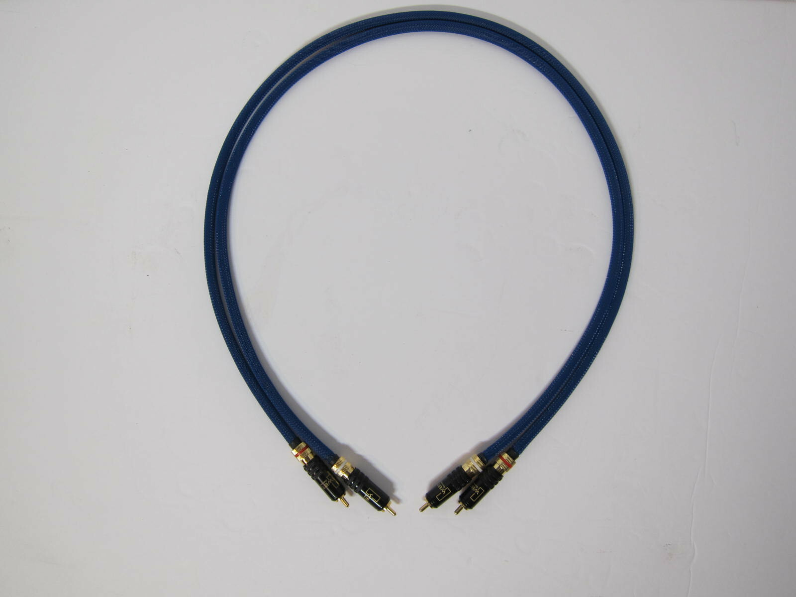 Analog Art Interconnects [Mogami W2534 Quad Cable & WBT-0144 Germany Lock Plugs]