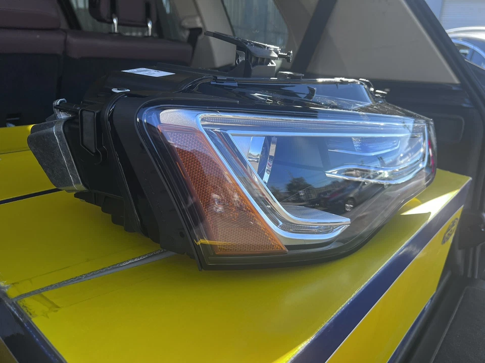 2013-2014-2015-2016 AUDI A5 S5 правосторонняя ксеноновая фара 8T0941044E OEM - Изображение 2 из 4