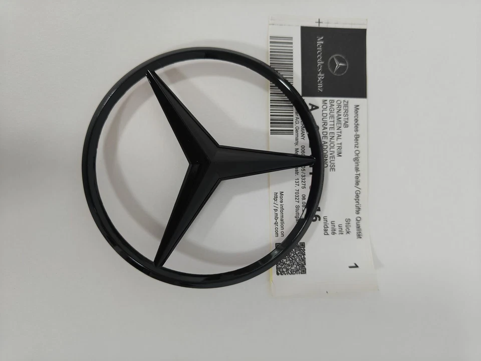 Insignia tapa maletero trasero emblema estrella negro brillante mercedes amg e350 sedan w212 Foto 3 de 4