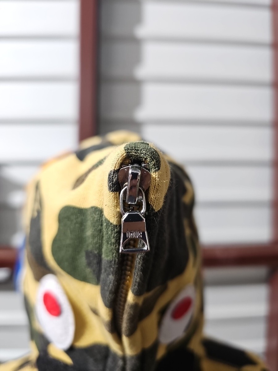 Bape Jacket XL A Bathing Ape World Gone Mad Japan 100 Bape Jacket XL A Bathing Ape World Gone Mad Japan 100