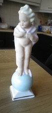 Enfant    vintage en porcelaine Gerold  ?Bavaria  ? Hauteur 15 cm  parfait état