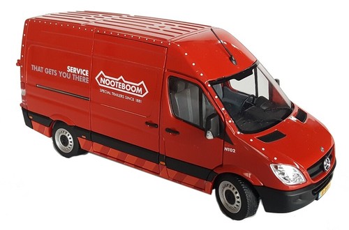MARGE MODELS - Camion utilitaire Mercedes-Benz Sprinter NOOTEBOOM - 1/32 - MA... - Foto 2 di 3