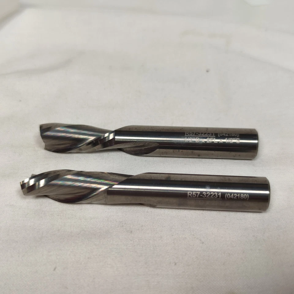 Lote de 2 Rectificado Profesional R57-32231 2 Flautas Espiral de Corte Abajo. Foto 4 de 4