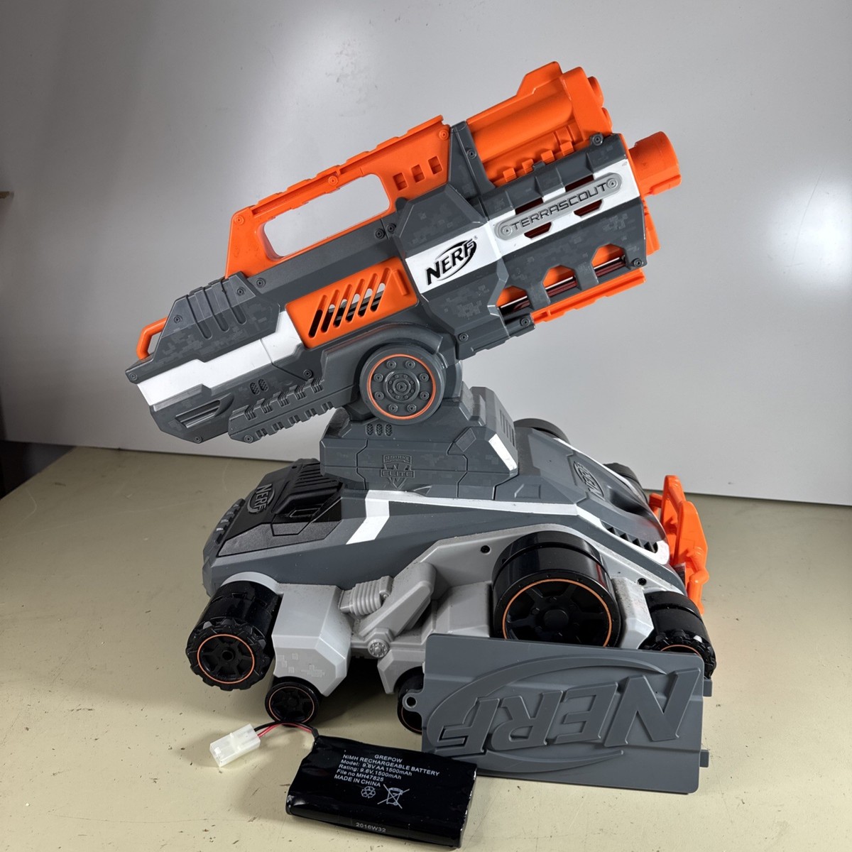 NERF N-STRIKE TERRASCOUT ELITE RC Remote Control DRONE W/ Battery