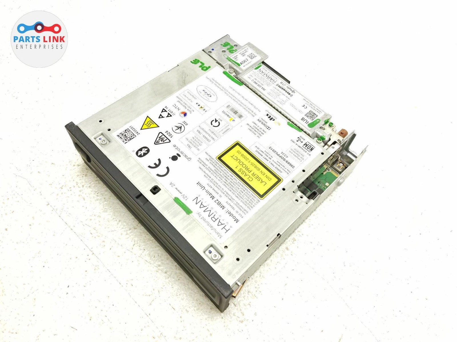 2016-20 BENTLEY BENTAYGA CD PLAYER RADIO RECEIVER CENTRAL COMPUTER HARNESS ASSY