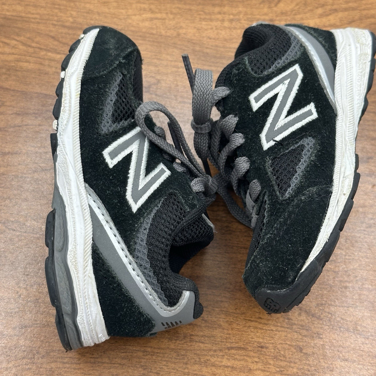 New Balance 888 V2 Black Toddler Sneakers Size 5 Boys Kids B