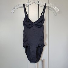 New  SKIMS Seamless Sculpt Low Back Bodysuit Brief Onyx Black XS Shapewear