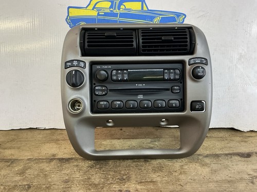 1995-2003 FORD EXPLORER RANGER MOUNTAINEER AM/FM CD WITH TRIM BEZEL SILVER OEM - Picture 3 of 24