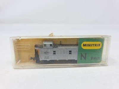 Minitrix 3275 Caboose Milwaukee St Paul Pacific MILW 01601 Gray N Scale In Case
