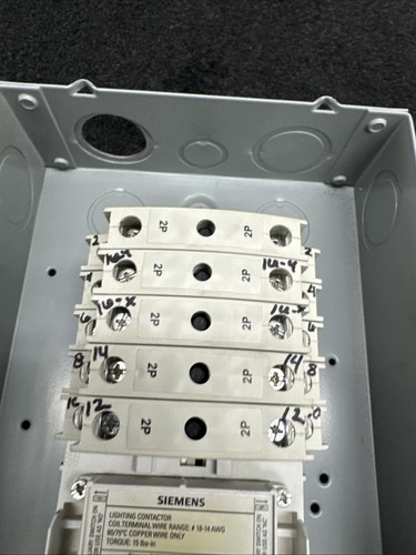 Siemens Lighting Contactor 75LCC120A 115/120V coil LCE01C006120A W/Enclosure - Picture 6 of 10
