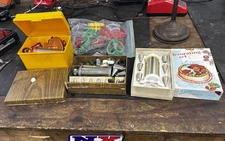 HUGE LOT Vintage Wilton + Cake Decorating Kits & Cookie Sets Ateco Wilton O Lake