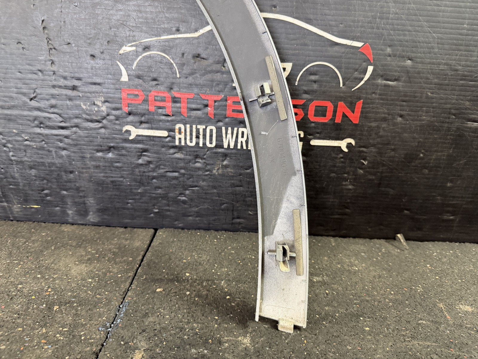 Maserati Levante 2017 Rear Right Molding Silver