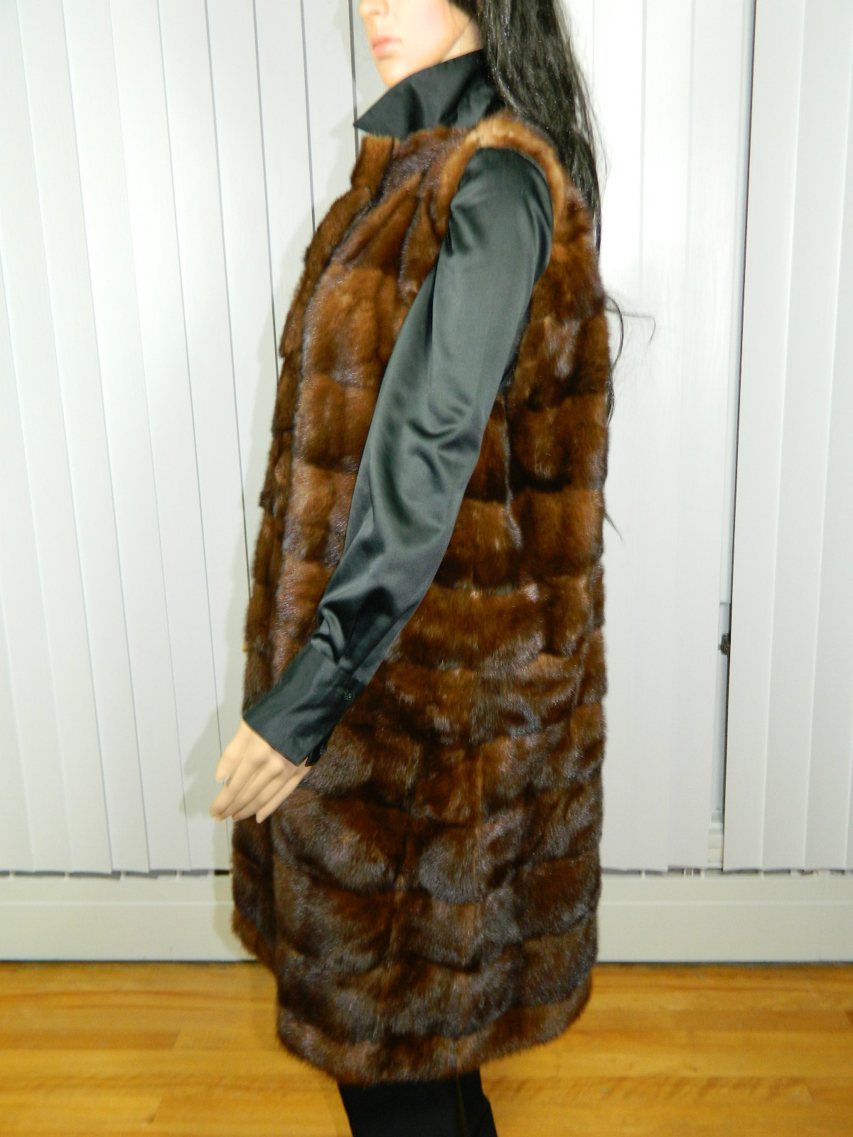 Picture 2 of 4