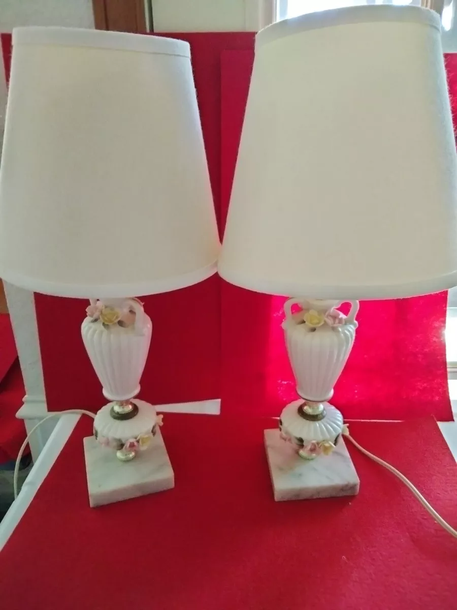 Dressing shop table lamps
