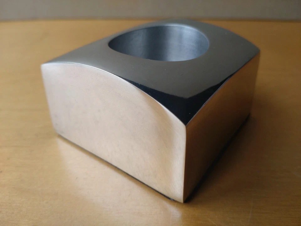 Portacandele quadrato in alluminio - Immagine 3 di 4