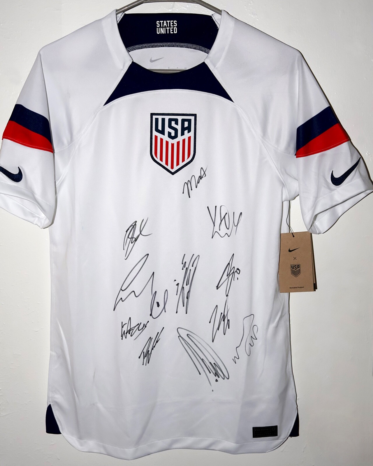 USMNT 2025 Signed USA MENS Team Jersey x12 Christian Pulisic, Weah, Reyna +PROOF