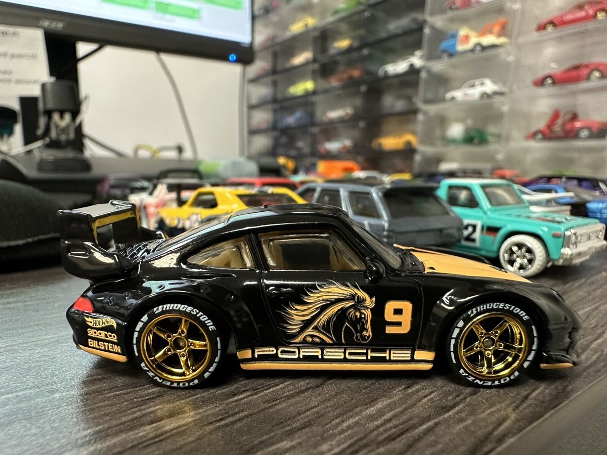 ミニカー Hot Wheels Porsche 911 GT2 EVO 993 Amazon.com: Hot Wheels Porsche 911 GT2 EVO 993 Elite 64