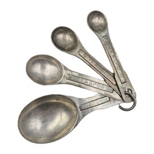 Vtg Measuring Spoon Set Nesting w/ Ring Aluminum US Standard