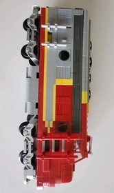 LEGO Santa Fe Super Chief (10020) 100% Complete Set.  No Box No Instructions