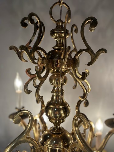 Vintage Grand Chandelier Brass Williamsburg Ornate Scrolled Arms Dutch Flemish - Picture 11 of 21