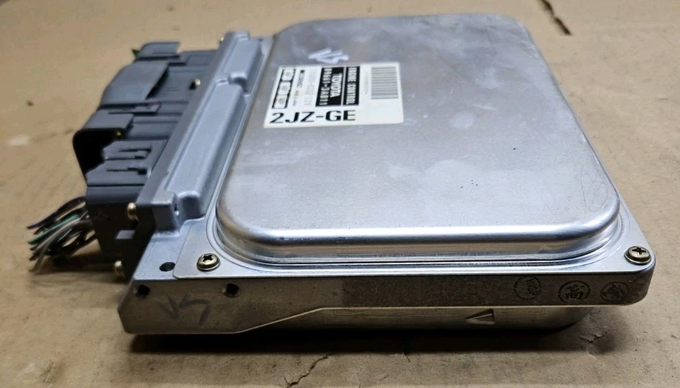 Módulo de control informático del motor 93-97 Lexus GS300 2JZGE AT ECU 89661-3A011 *Sello* Foto 3 de 4