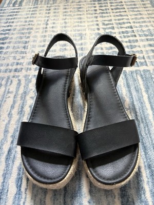 CUSHIONAIRE Women s Black Leather Espadrille Wedge Sandals Ankle Strap 9