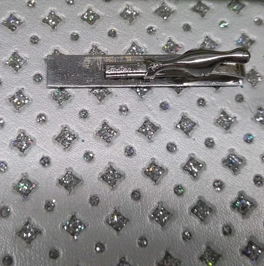 Juego de gemelos y clips de corbata Foster vintage. Incrustación grabada. Silvertone. Foto 2 de 4