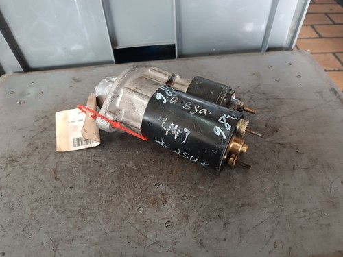 Original VW Passat 3B 1.6 1.8T Anlasser Starter 058911023B Bosch 0001107068