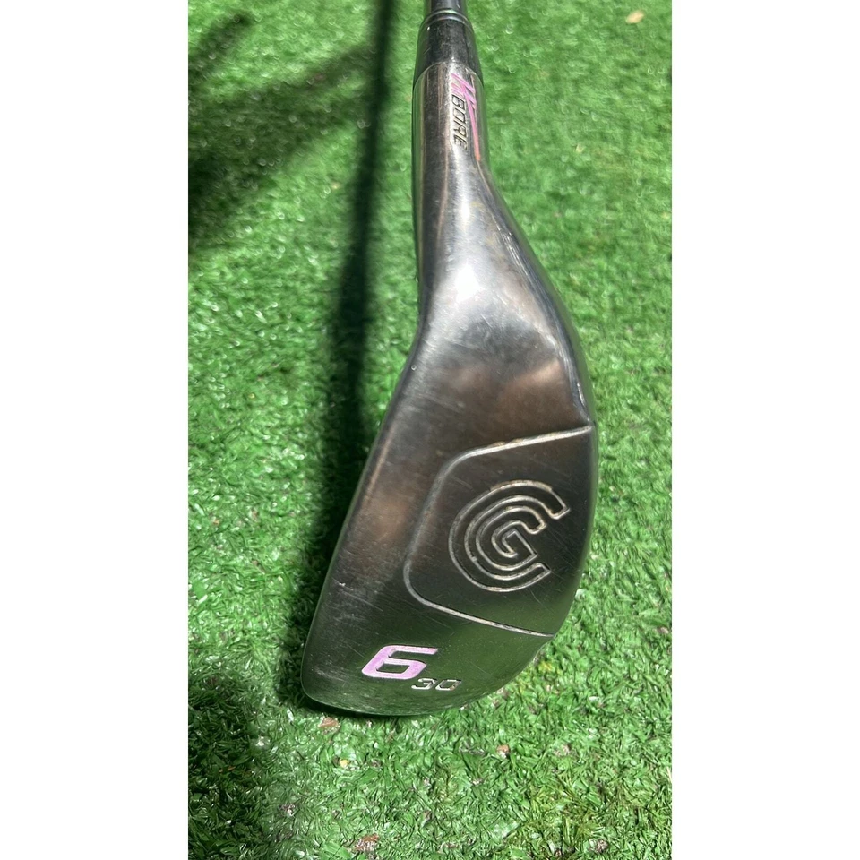 Cleveland Hibore Women's 38.5" Golf 6 Iron RH / 1E-S219 - Image 2 of 4