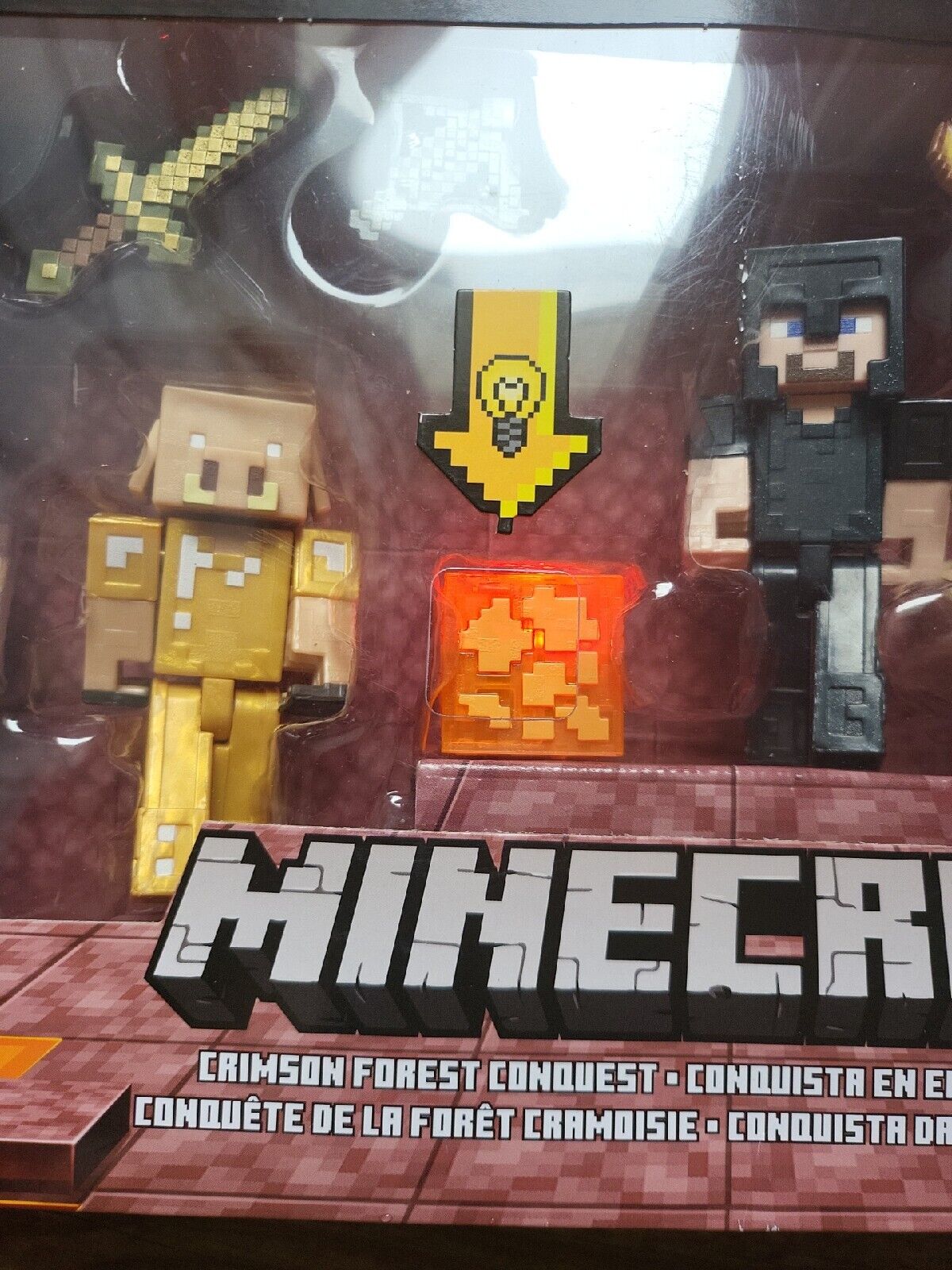 Minecraft Crimson Forest Conquest Story Pack Figures, Accessories and  Papercraft Blocks, Complete Adventure Play in a Box, Toy for Kids Ages 6  Years and Older : Buy Online at Best Price in