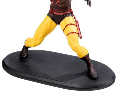 DAREDEVIL GRANDE Statue resine Attakus 36Cm costume jaune