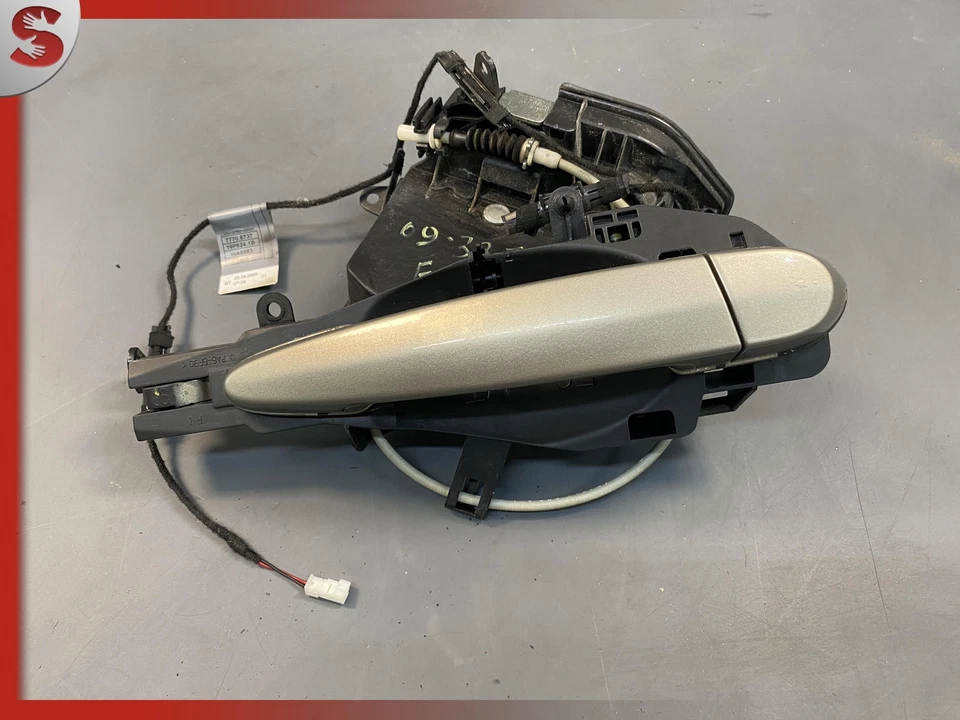 BMW 335i E93 E92 2007-2013 pasajero delantero derecho manija de puerta exterior OEM Foto 2 de 4