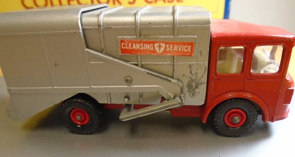 Vintage Matchbox Lesney King Size K-7 Refuse Garbage Truck - Image 2 of 4