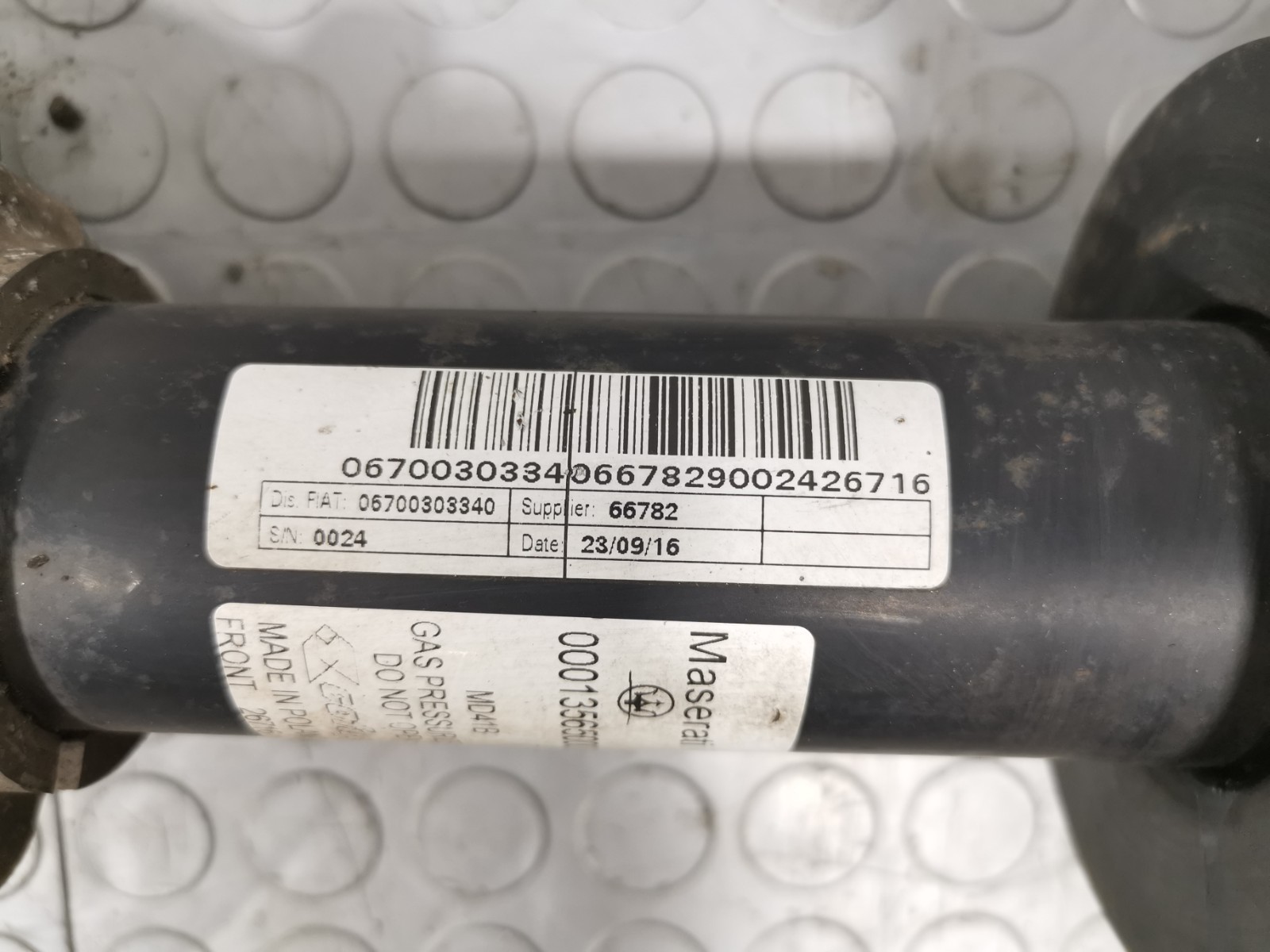 Maserati Ghibli S AWD 3.0L 2014 Front Right Shock Strut Absorber 6700303340 OEM