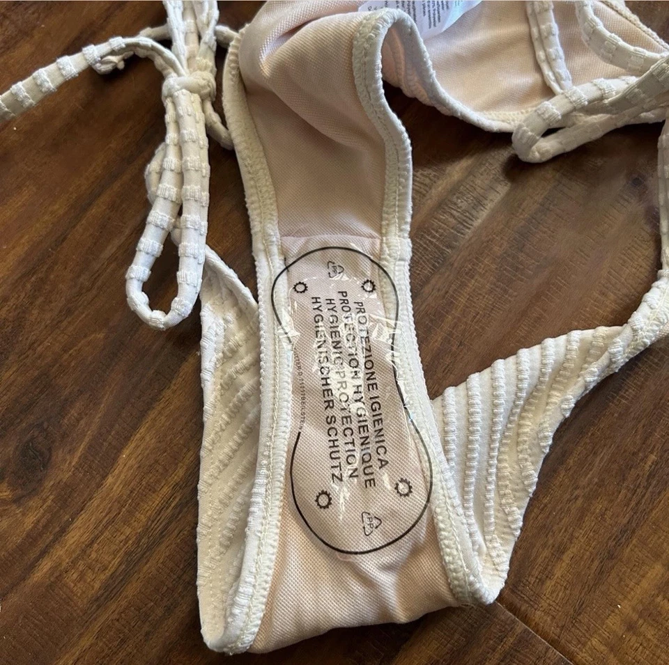 Nastygal Swim Bikini Set 2 Piece Top Bottom Women's Size 4 - Image 3 of 4