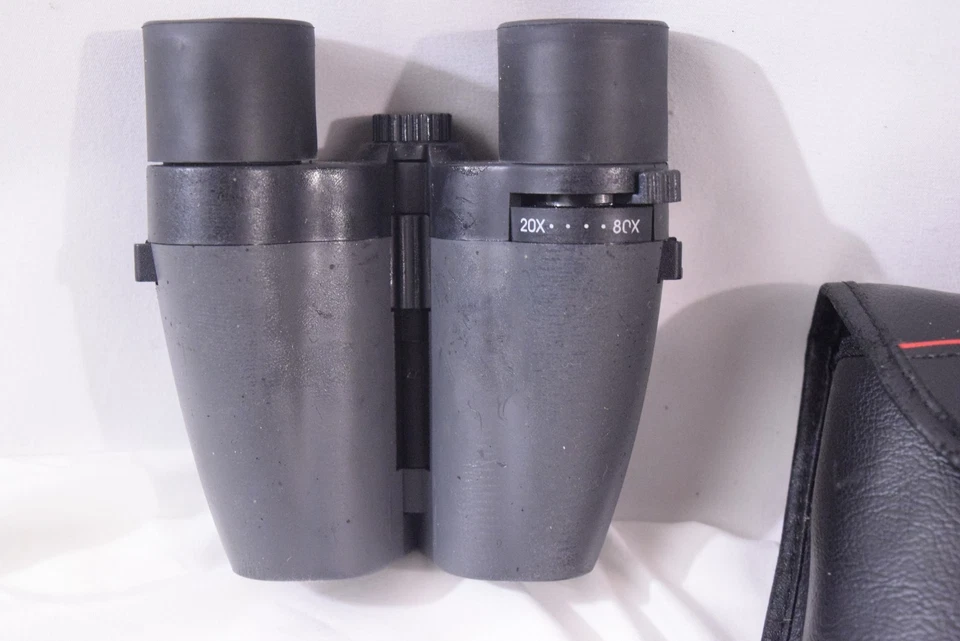 Carson Multi Powered 20-80 x 25 Binoculars with Case - Image 4 of 4