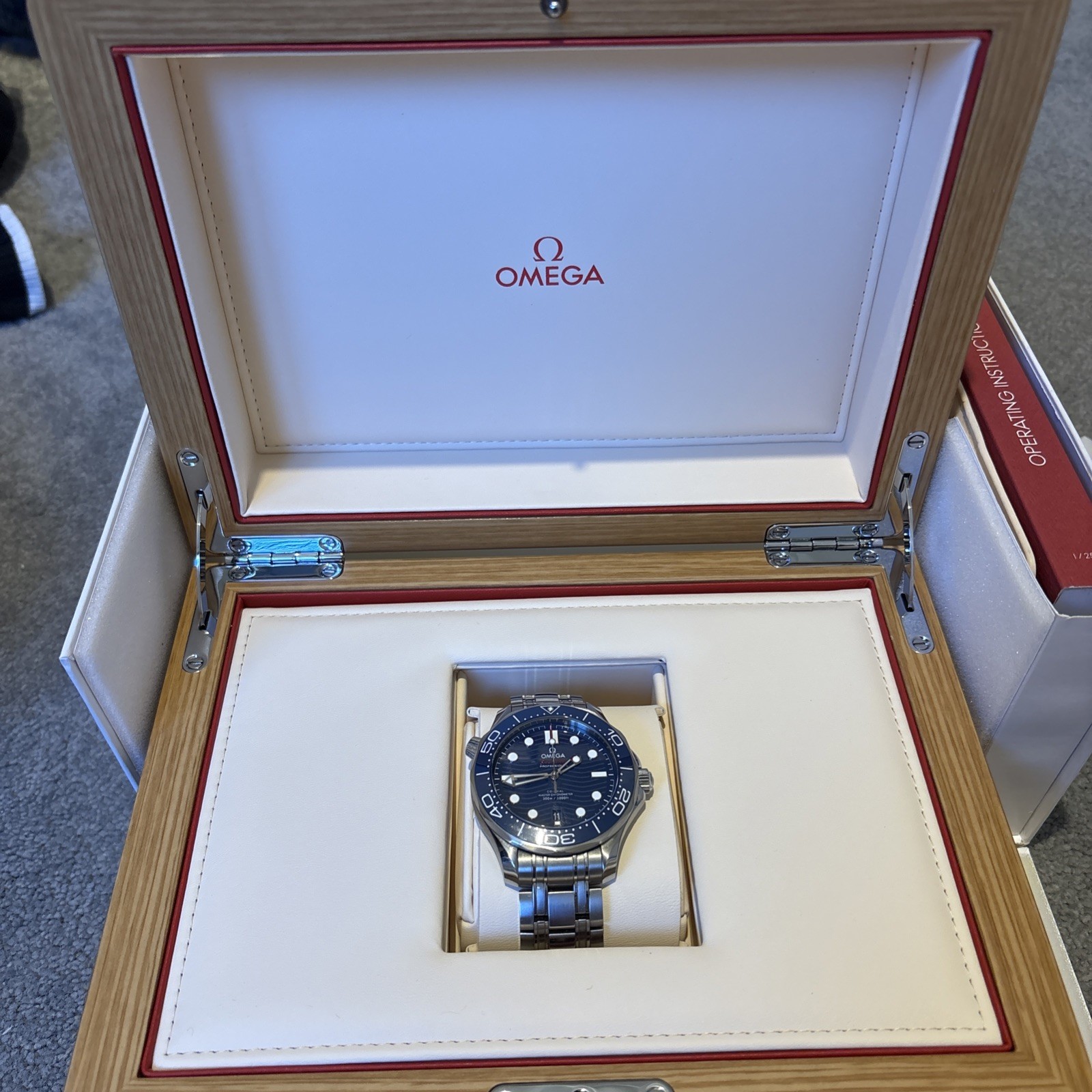 OMEGA Seamaster Diver Men’s