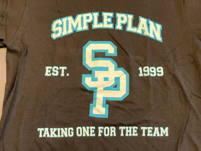 Simple Plan taking one for the team M Shirt Band Tee Concert Tour Punk Rock Emo