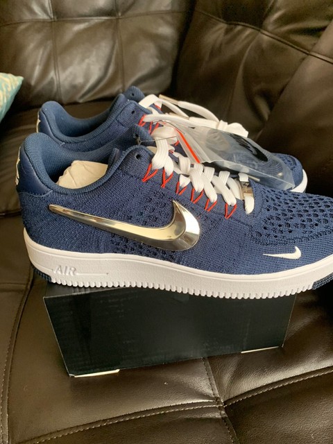 supreme flyknit lunar