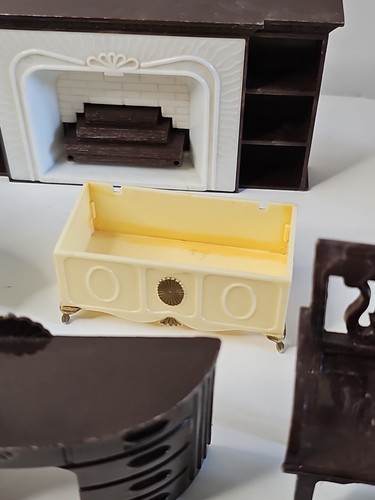 VTG Dollhouse Furniture 22-pc Lot Plasco 50s 60s Marx Mansion Blue Yellow Brown - Picture 13 of 17