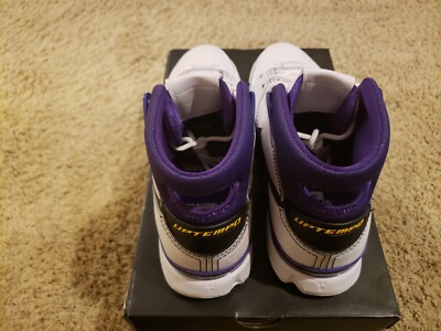 Nike Kobe 1 Protro White/Purple/Black 81 POINT GAME/KOBE STATUE