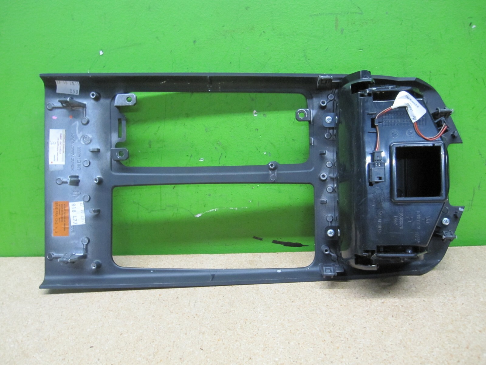 2014-18 Maserati Ghibli M157 OEM Center Console Wood Trim as pictured 670011129